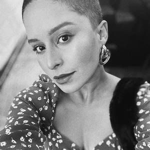 Meet your Posher, Em